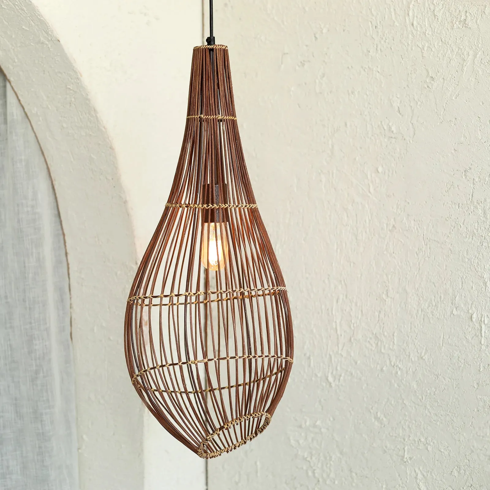 Floo Tall Hanging Lamp