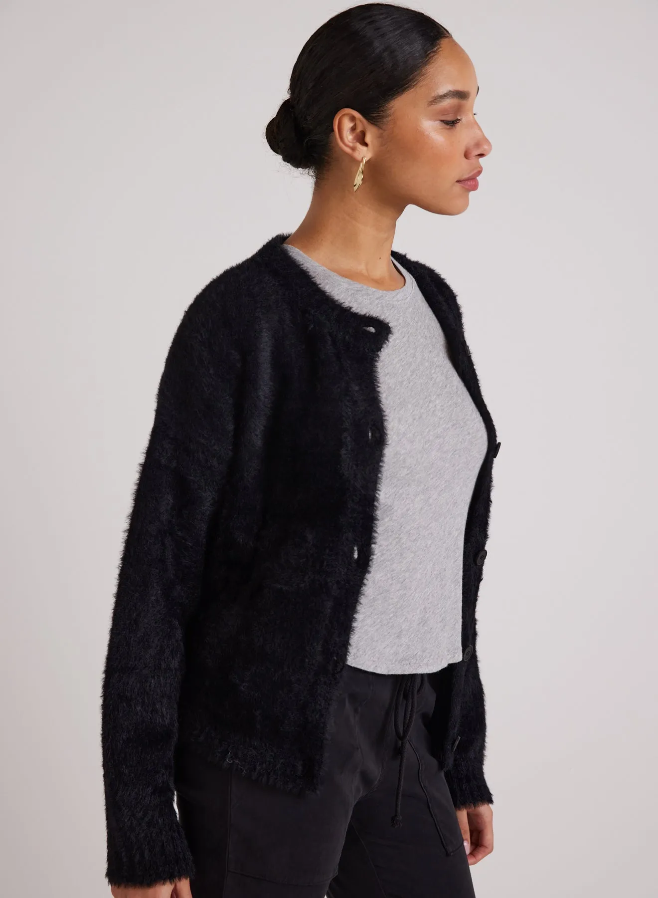 Fuzzy Crew Neck Cardigan - Black