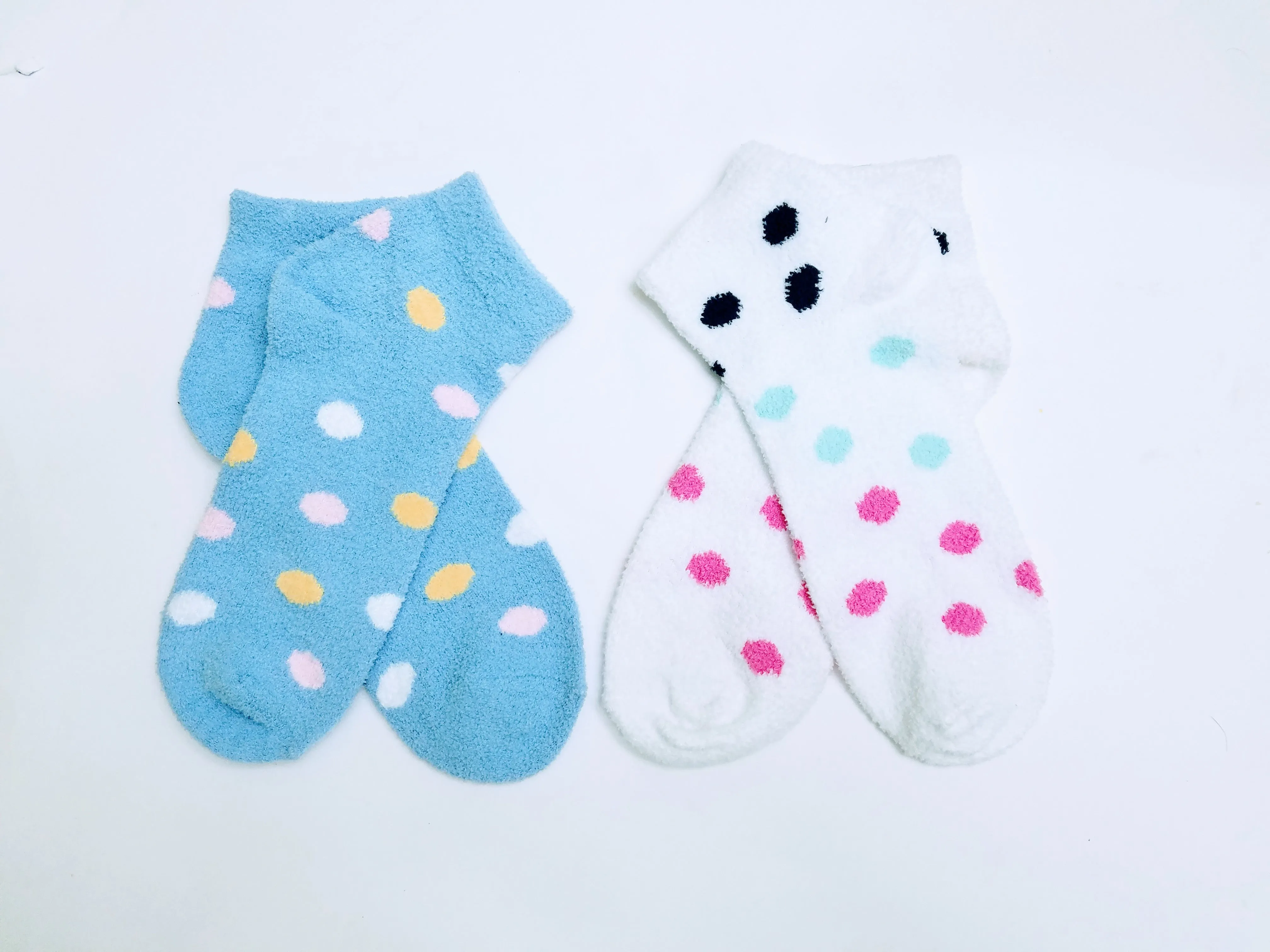 Fuzzy Polka Dot Ankle Socks