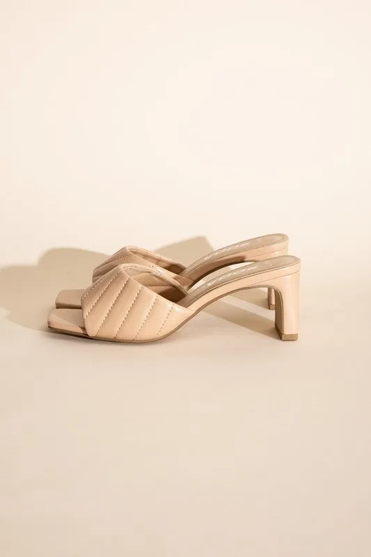 GRACELYN SQUARE WIDE FIT HEELS [ONLINE EXCLUSIVE]