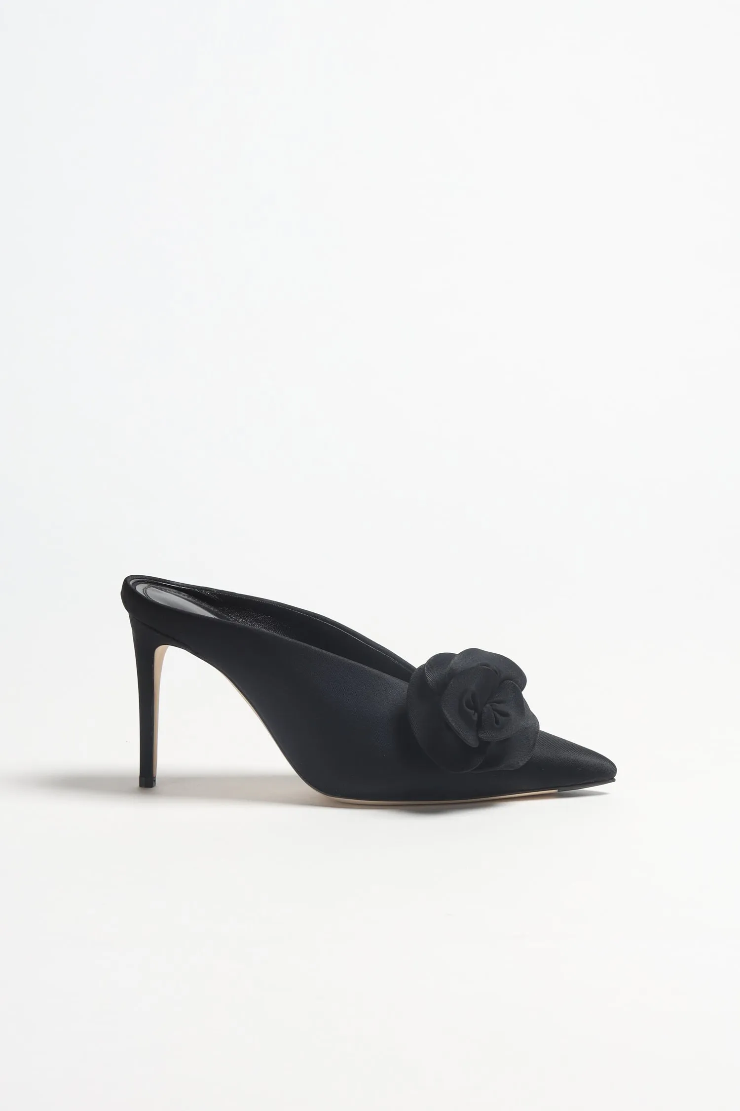 Heels Flower in Schwarz