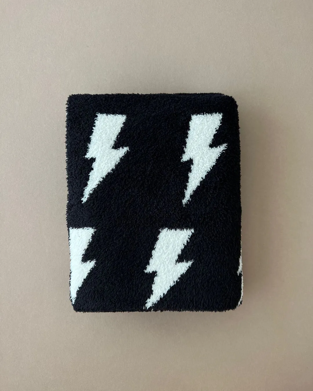 Lightning Bolt Fuzzy Blanket | Black