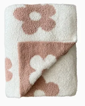 Lucky Panda Daisy Fuzzy Blanket