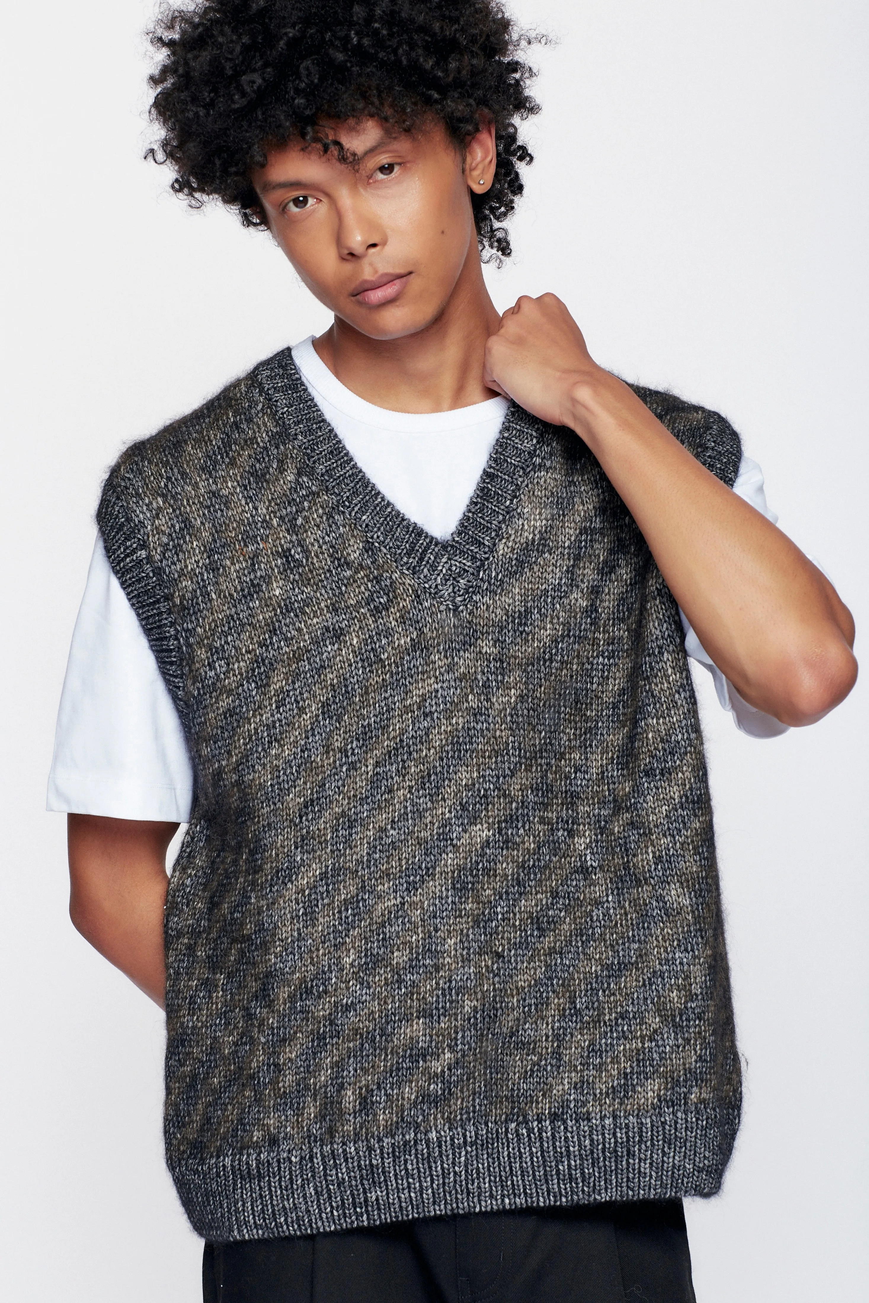 Men’s Highlands Fuzzy Vest in Phantom Grid