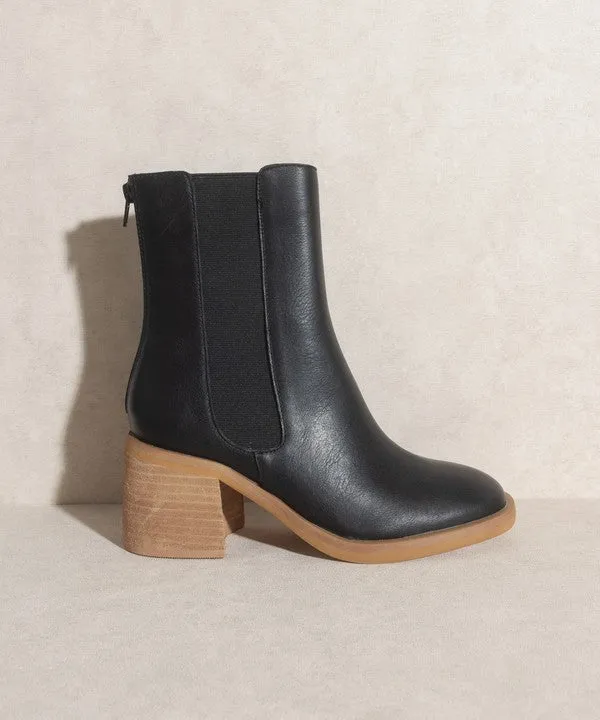 Olivia   Chelsea Heel Boots