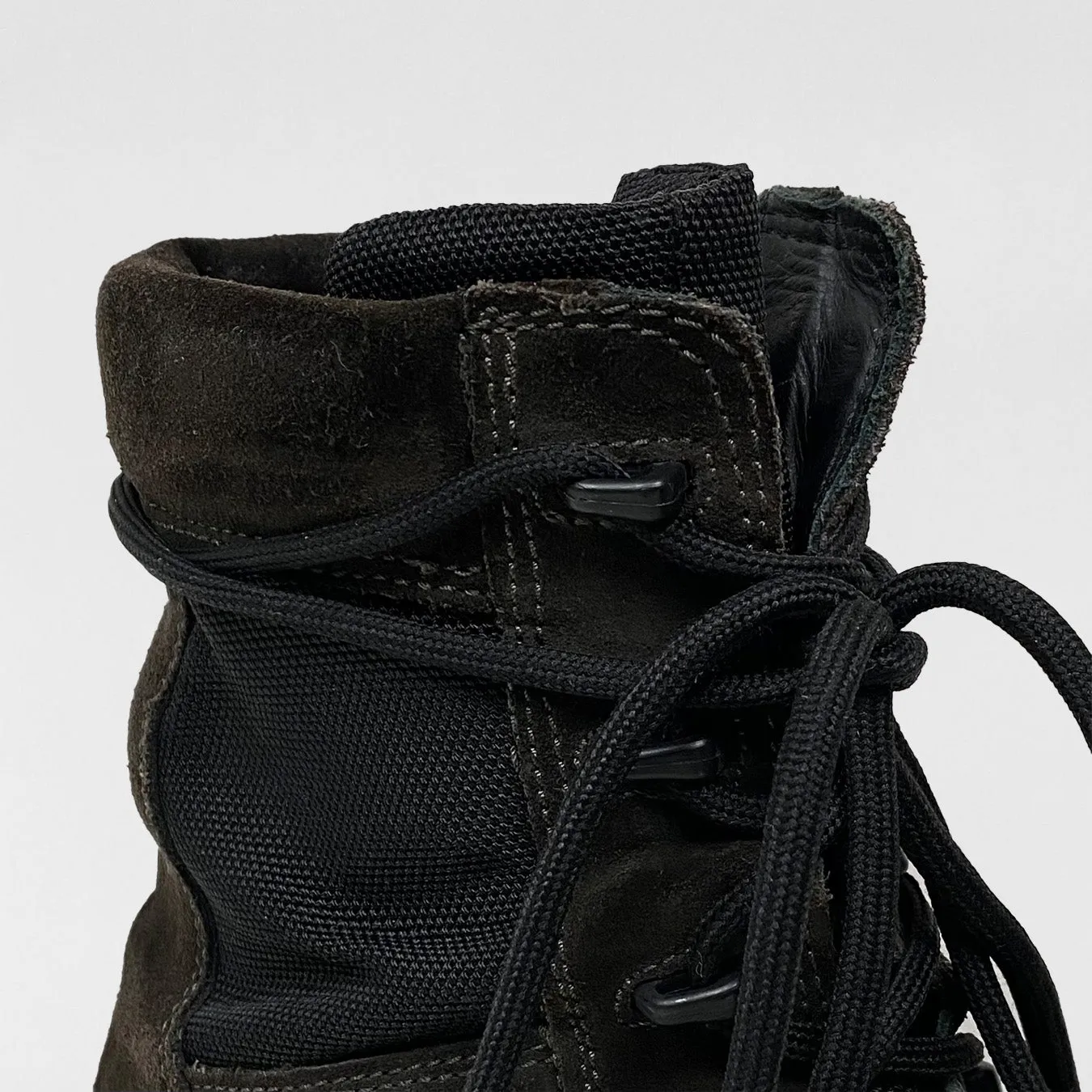 YZY SZN 4 Combat Boots In Oil